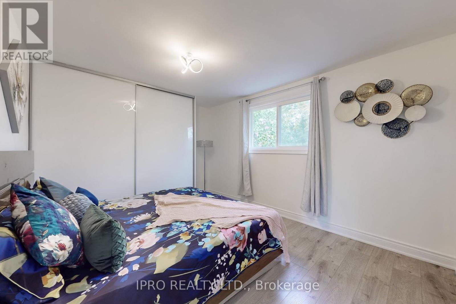 29 Clipper Road, Toronto, Ontario  M2J 4C8 - Photo 20 - C12177778