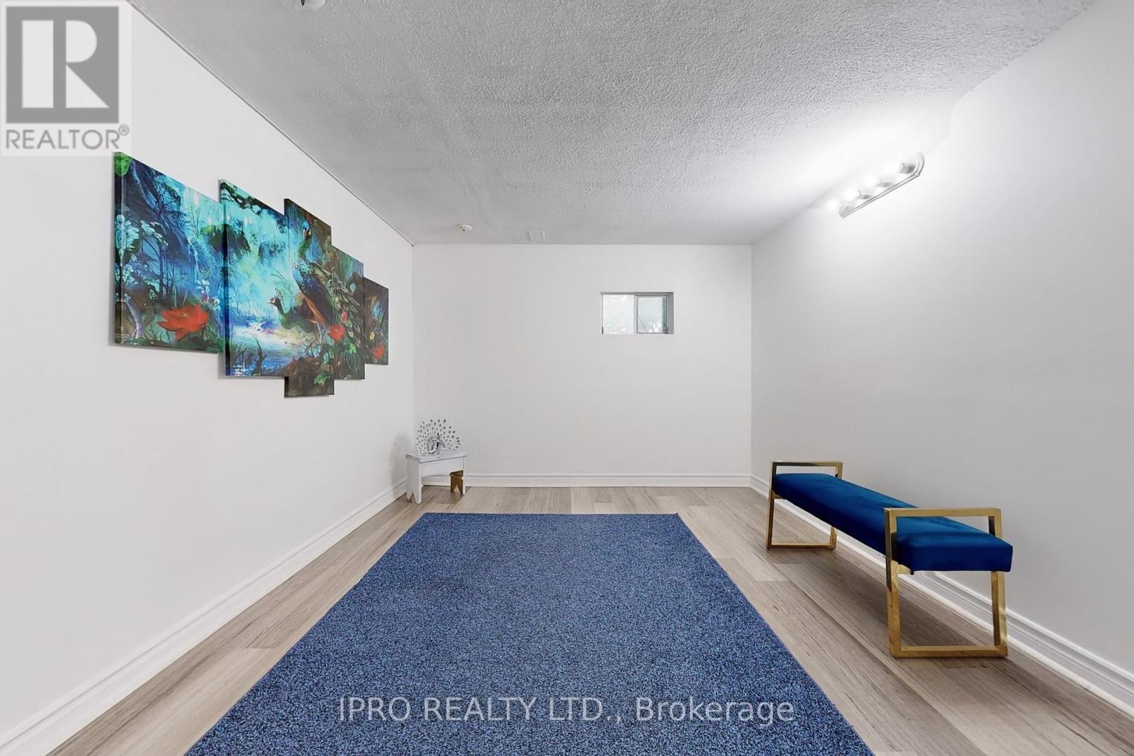 29 Clipper Road, Toronto, Ontario  M2J 4C8 - Photo 33 - C12177778