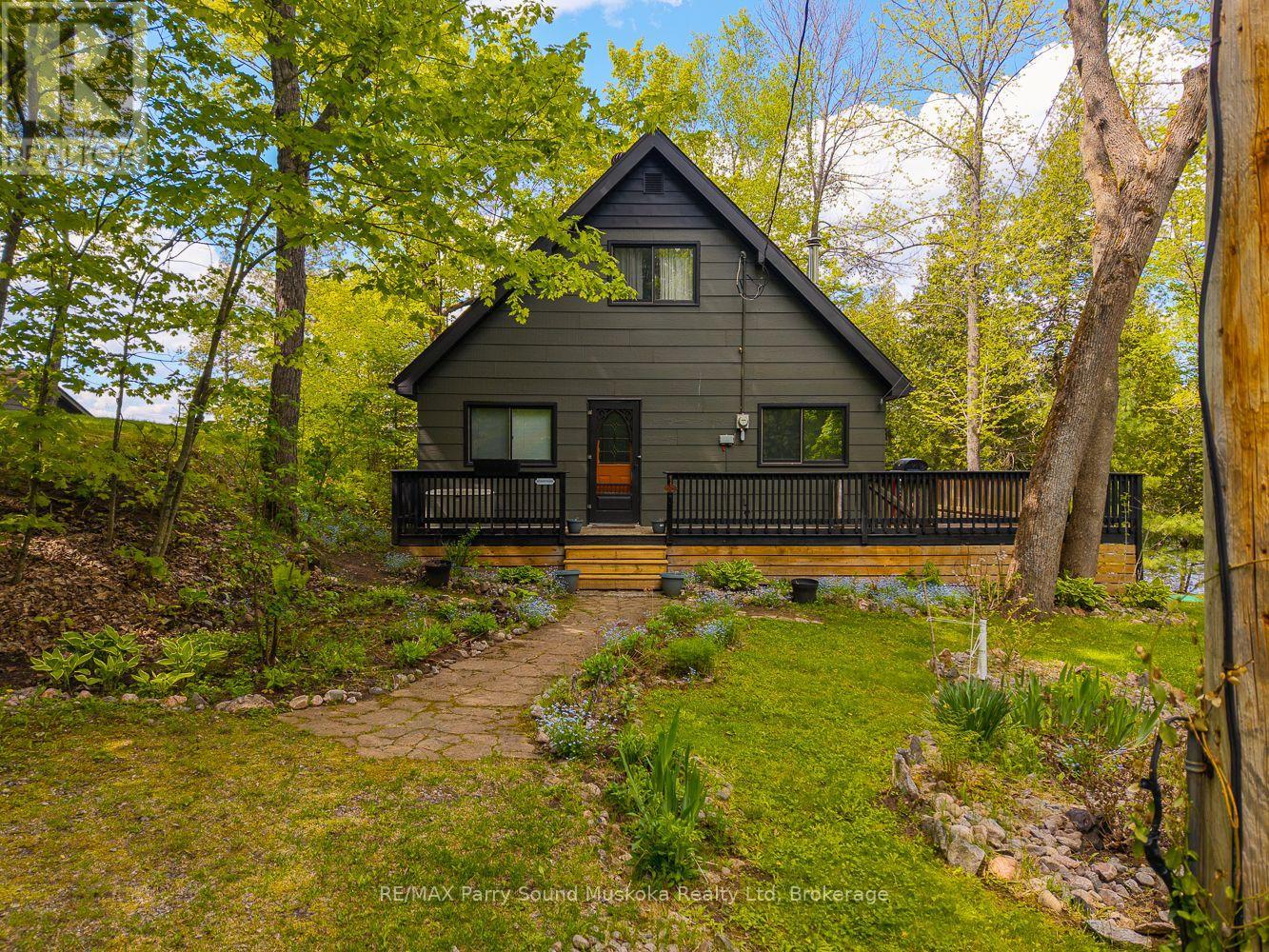 24 PINE GROVE, Whitestone, Ontario