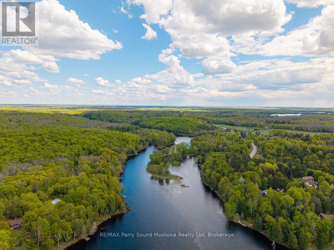 57 Shady Maple Trail, Whitestone, Ontario  P0A 1G0 - Photo 4 - X12183398