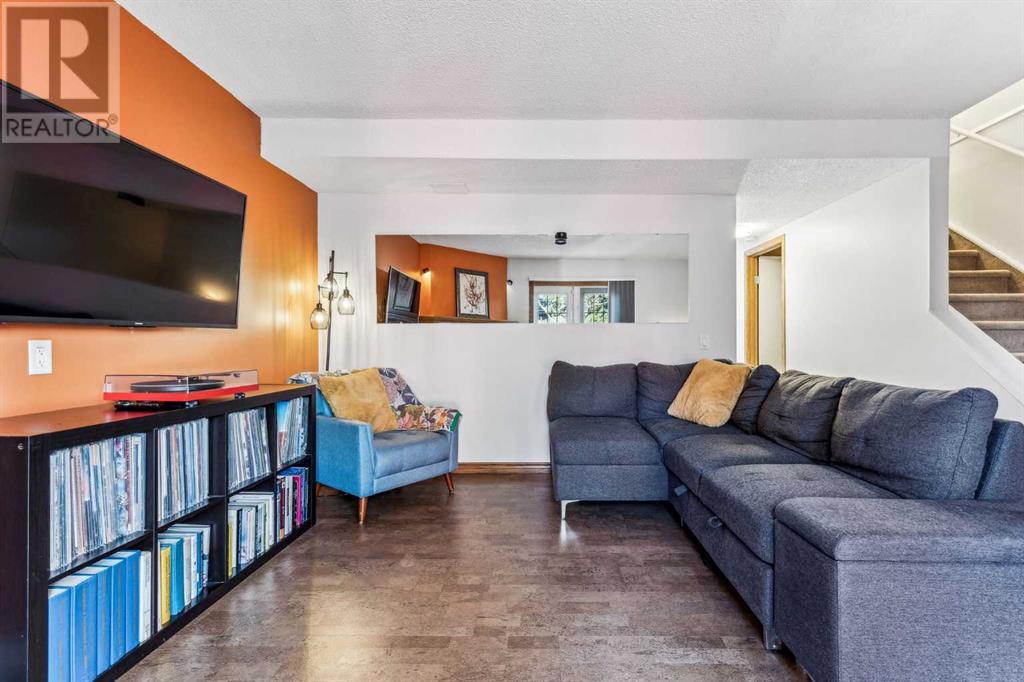 Property at 35, 6503 Ranchview Drive NW image 4