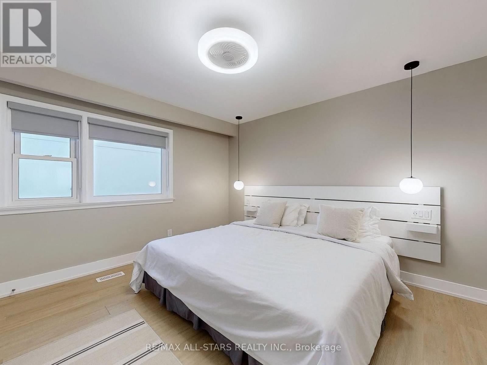 105 Betty Ann Drive, Toronto, Ontario  M2N 1X1 - Photo 6 - C12025813