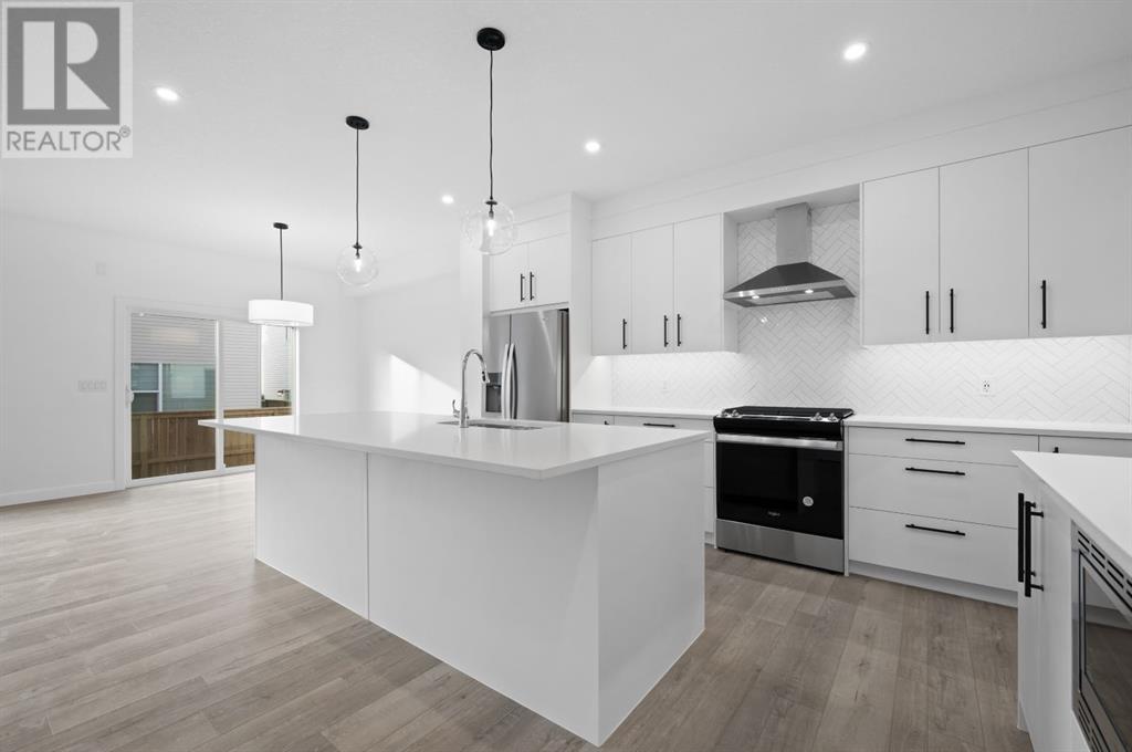 43 Carringvue Place Nw, Calgary, Alberta  T3P 2M1 - Photo 3 - A2209090