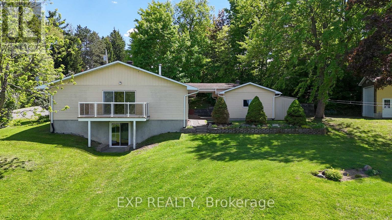 2577 Regional 174 Road, Ottawa, Ontario  K4C 1E5 - Photo 1 - X12183405