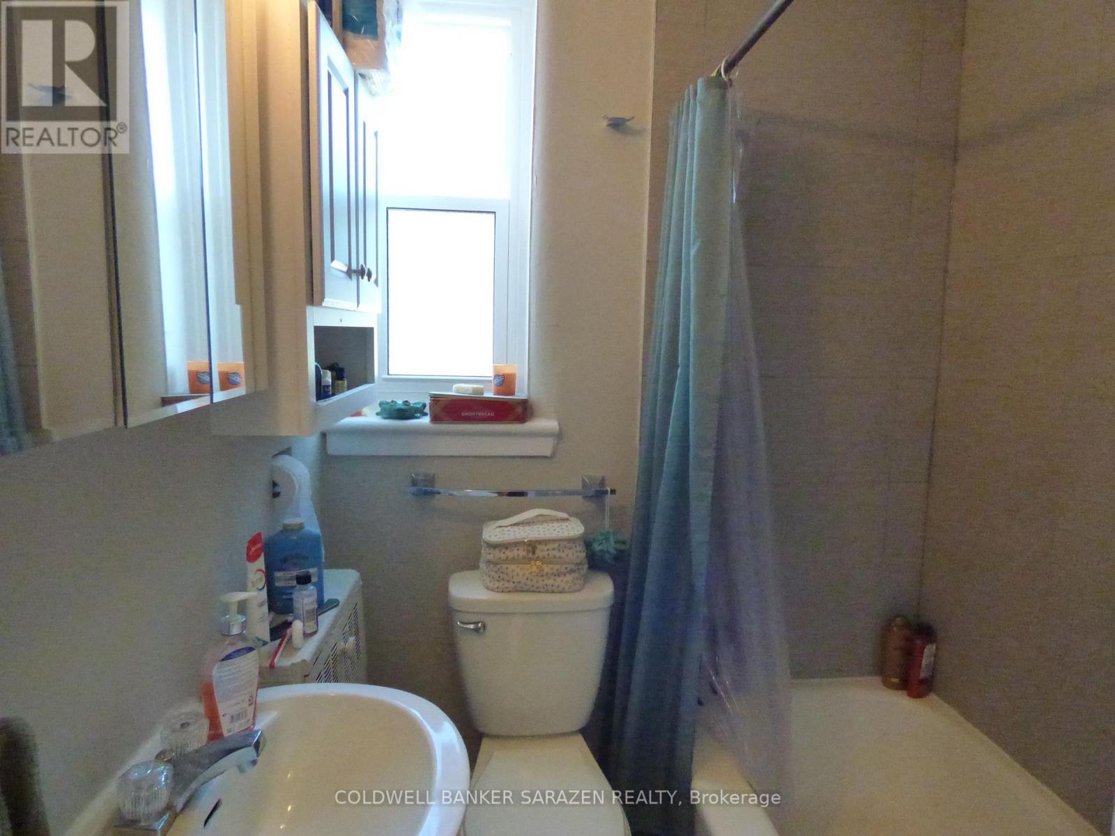 2 - 682 Irene Crescent, Ottawa, Ontario  K1Z 7J1 - Photo 28 - X12183414
