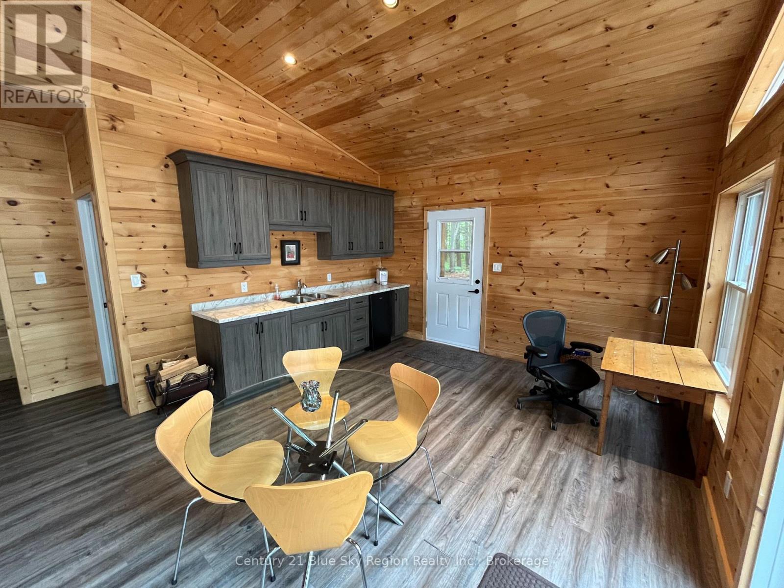 693 Sandy Island Island, West Nipissing, Ontario  P1B 8G5 - Photo 28 - X12095050