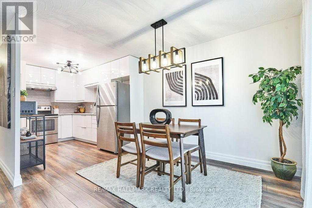 Property at 401 - 800 KENNEDY ROAD image 3