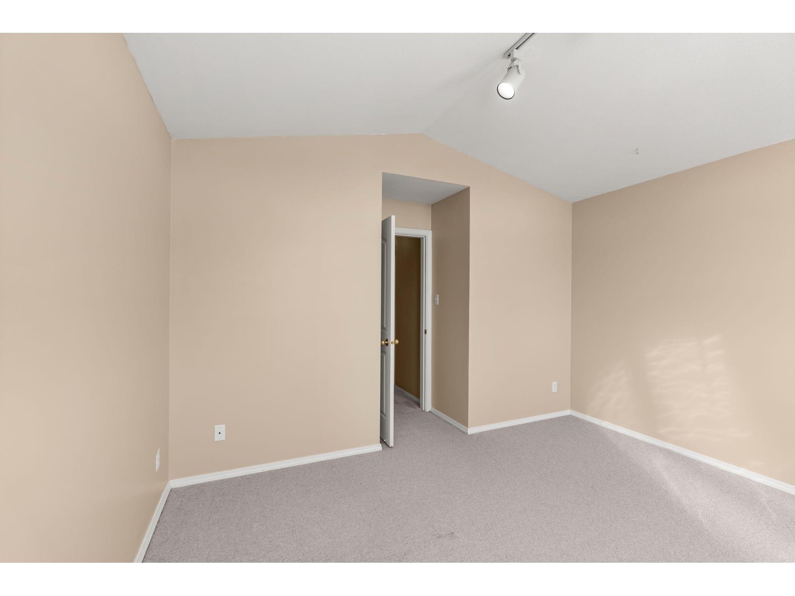 18687 56a Avenue, Surrey, British Columbia  V3S 7Y2 - Photo 34 - R3006981
