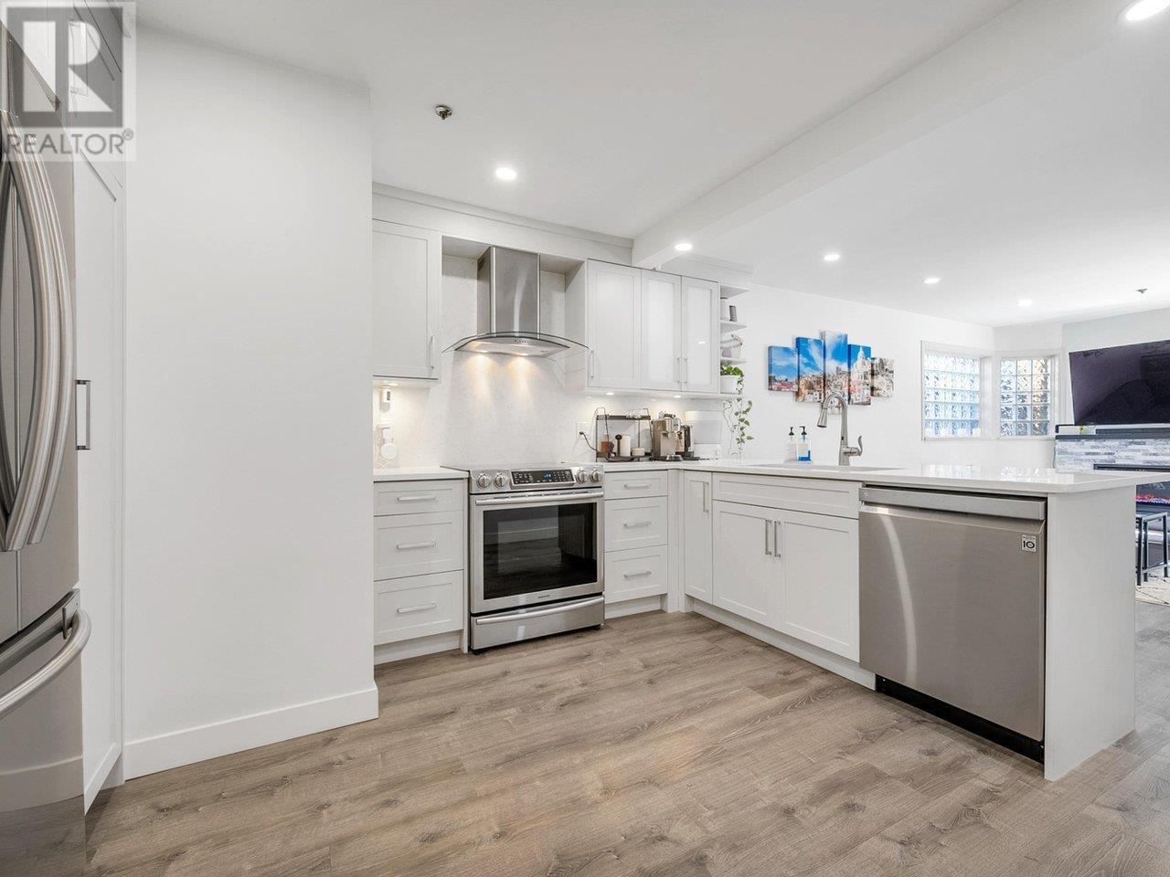 105 1147 Nelson Street, Vancouver, British Columbia  V6E 1J3 - Photo 4 - R3008472