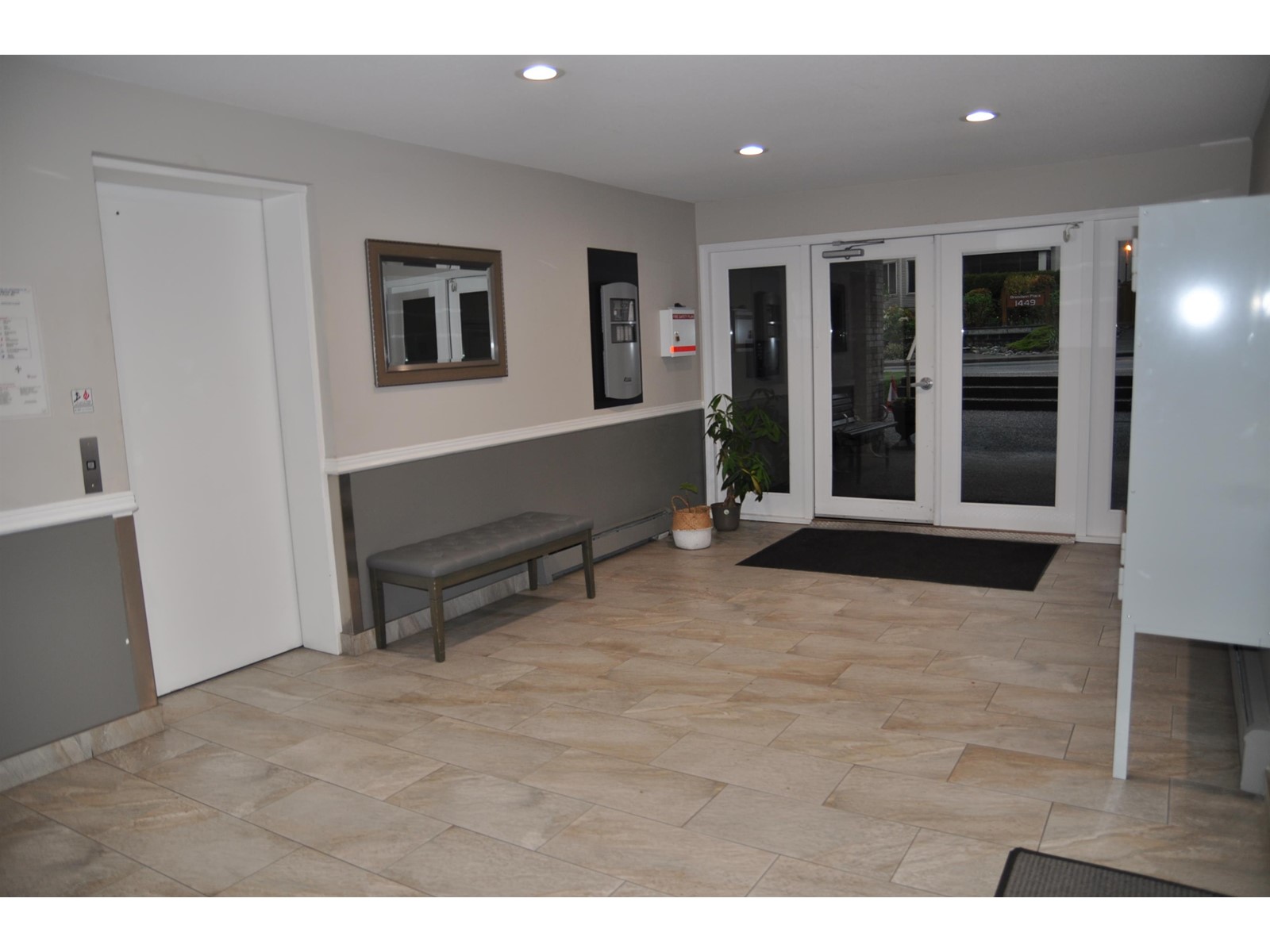 312 1450 Merklin Street, White Rock, British Columbia  V4B 4C3 - Photo 8 - R3009060