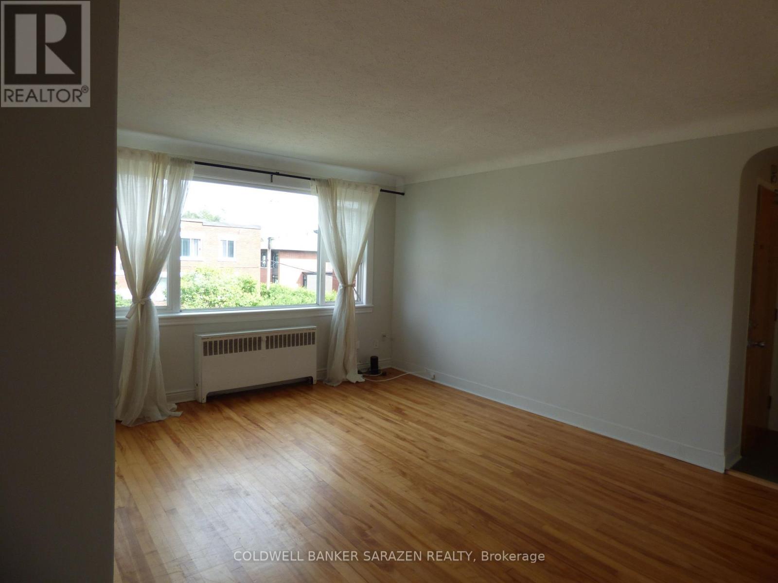 6 - 682 Irene Crescent, Ottawa, Ontario  K1Z 7J1 - Photo 11 - X12183454
