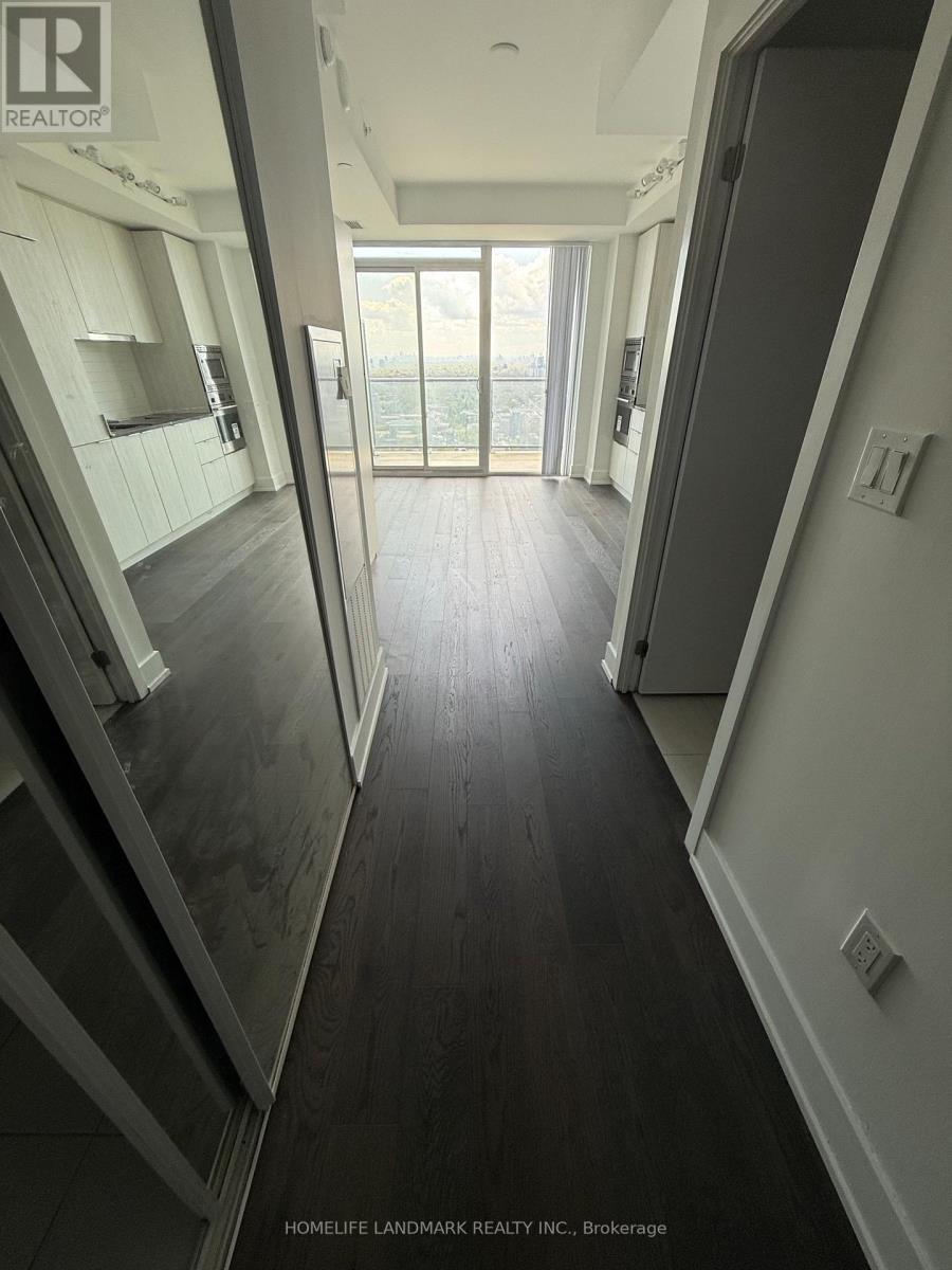 4004 - 955 Bay Street, Toronto, Ontario  M5S 0C6 - Photo 5 - C12183443