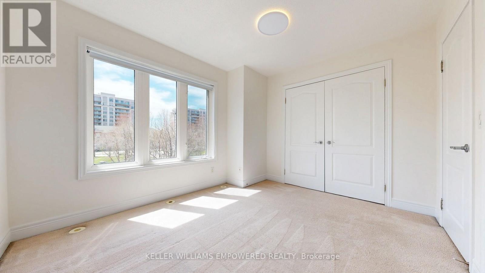 Th 3 - 68 Suncrest Boulevard, Markham, Ontario  L3T 7Y1 - Photo 24 - N12183431