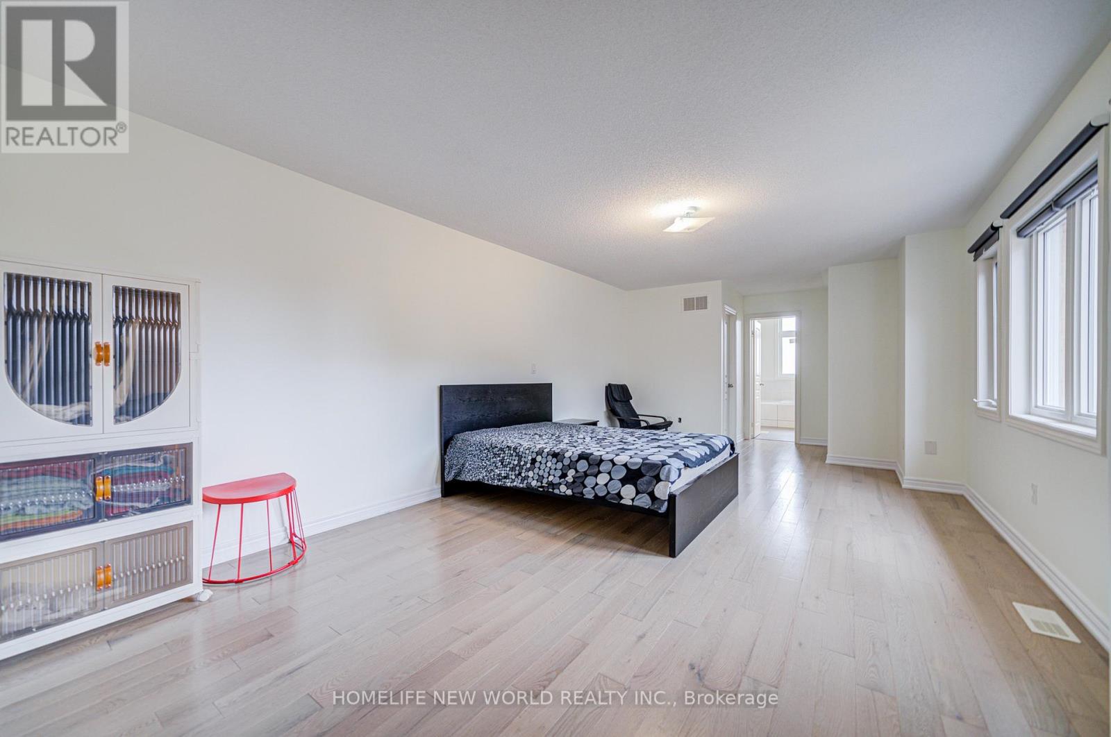 577 William Forster Road, Markham, Ontario  L6B 1A8 - Photo 39 - N12183434