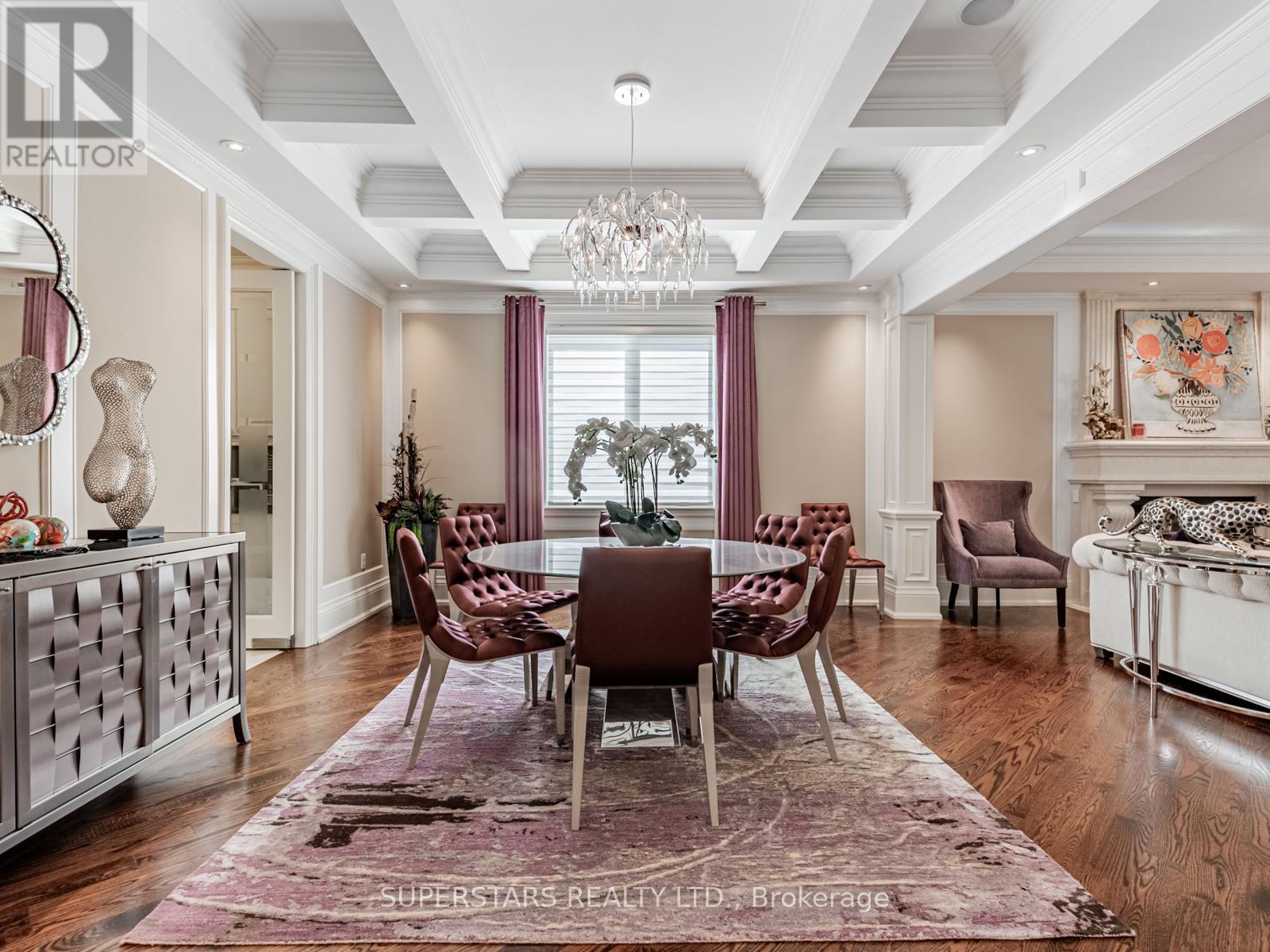 17 Westwood Lane, Richmond Hill, Ontario  L4C 6X4 - Photo 13 - N12183460