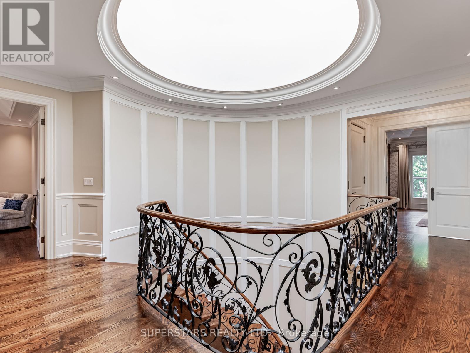 17 Westwood Lane, Richmond Hill, Ontario  L4C 6X4 - Photo 17 - N12183460