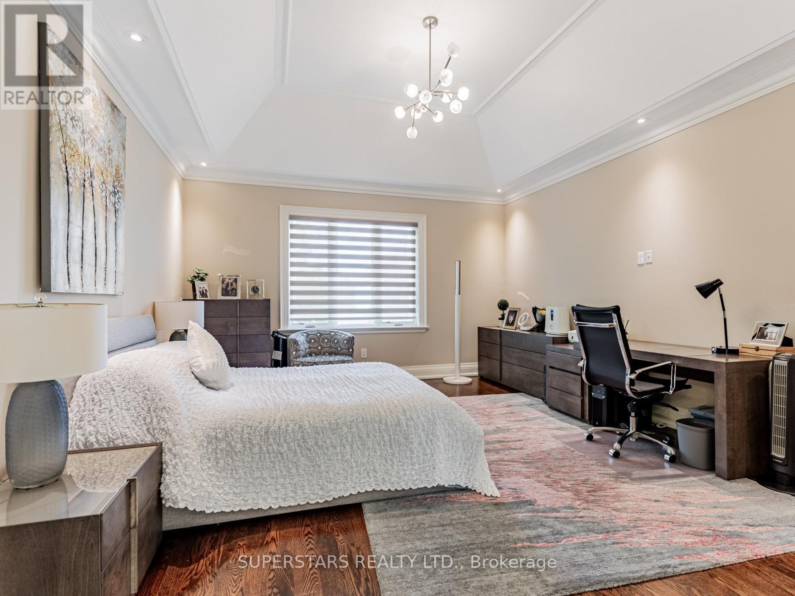 17 Westwood Lane, Richmond Hill, Ontario  L4C 6X4 - Photo 25 - N12183460