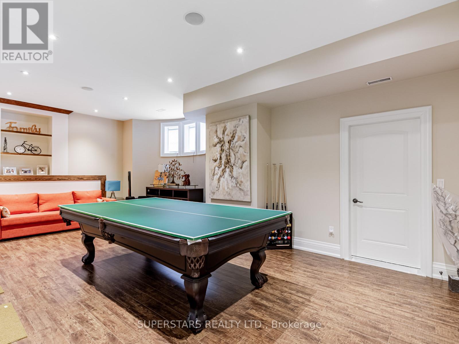 17 Westwood Lane, Richmond Hill, Ontario  L4C 6X4 - Photo 36 - N12183460