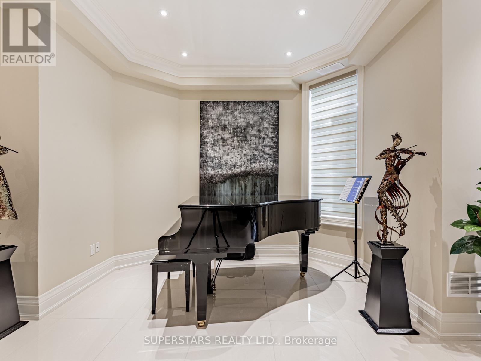 17 Westwood Lane, Richmond Hill, Ontario  L4C 6X4 - Photo 43 - N12183460