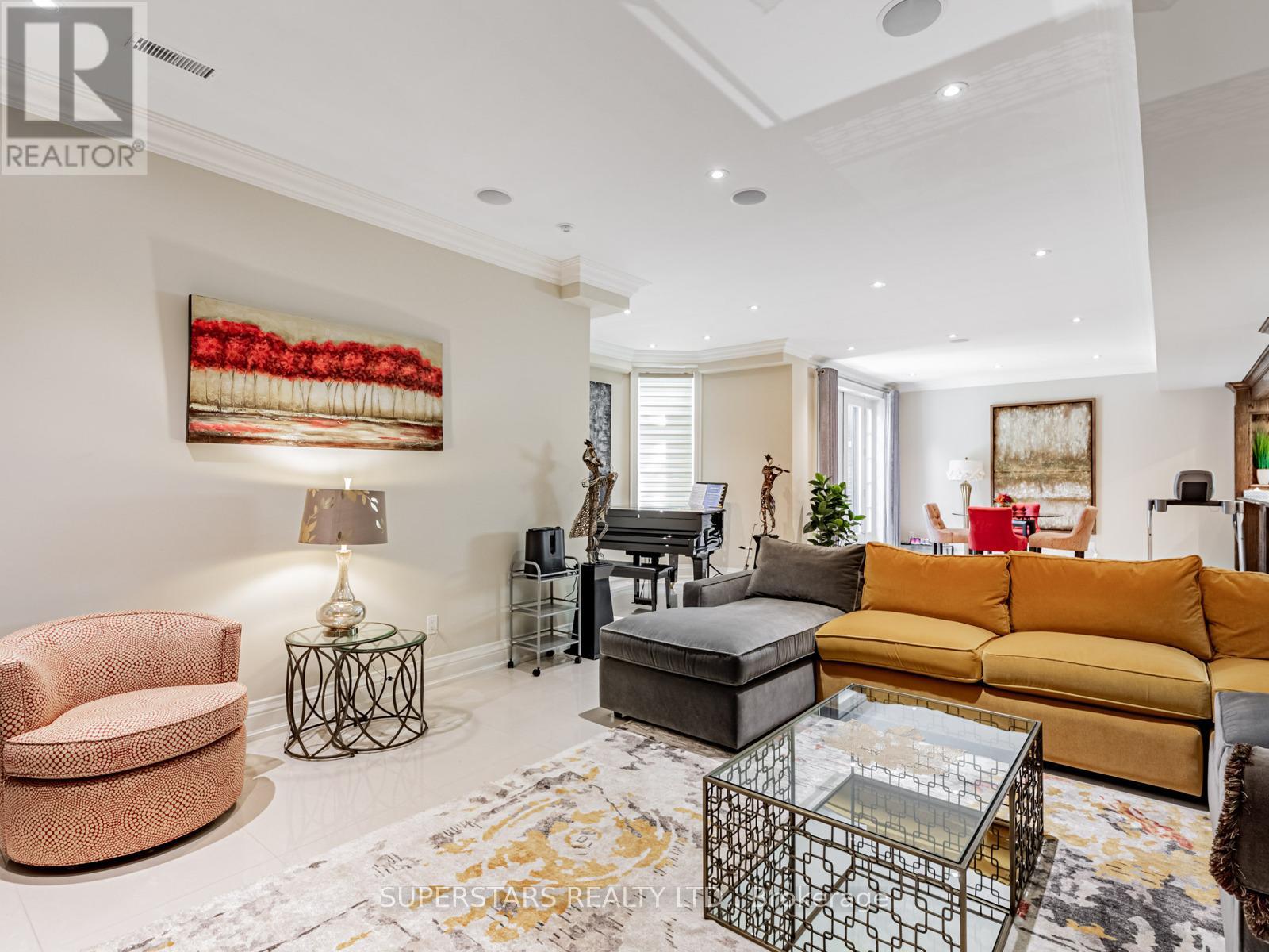 17 Westwood Lane, Richmond Hill, Ontario  L4C 6X4 - Photo 44 - N12183460