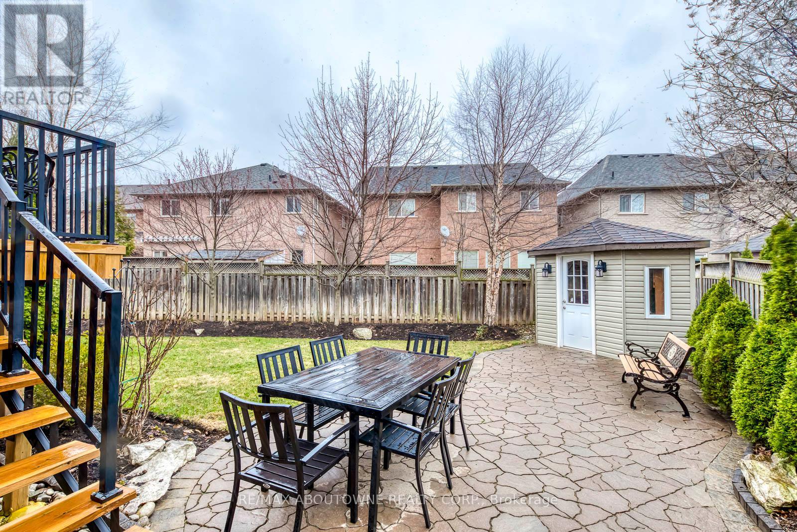2218 Hatfield Drive, Oakville, Ontario  L6M 4W4 - Photo 49 - W12183422