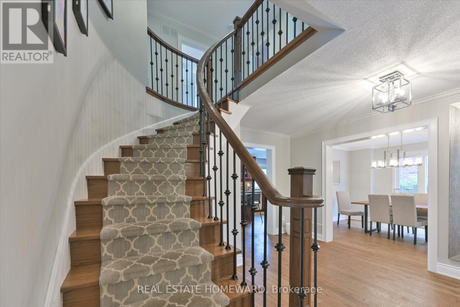 1221 Grandview Drive, Oakville (Wc Wedgewood Creek), Ontario  L6H 4Z2 - Photo 19 - W12183426