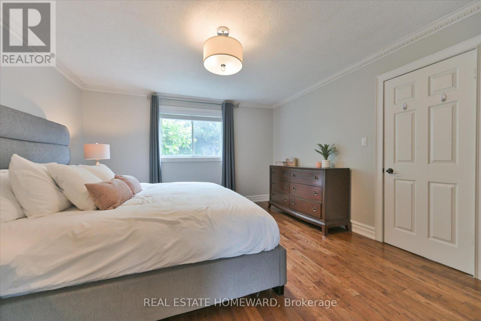 1221 Grandview Drive, Oakville (Wc Wedgewood Creek), Ontario  L6H 4Z2 - Photo 24 - W12183426