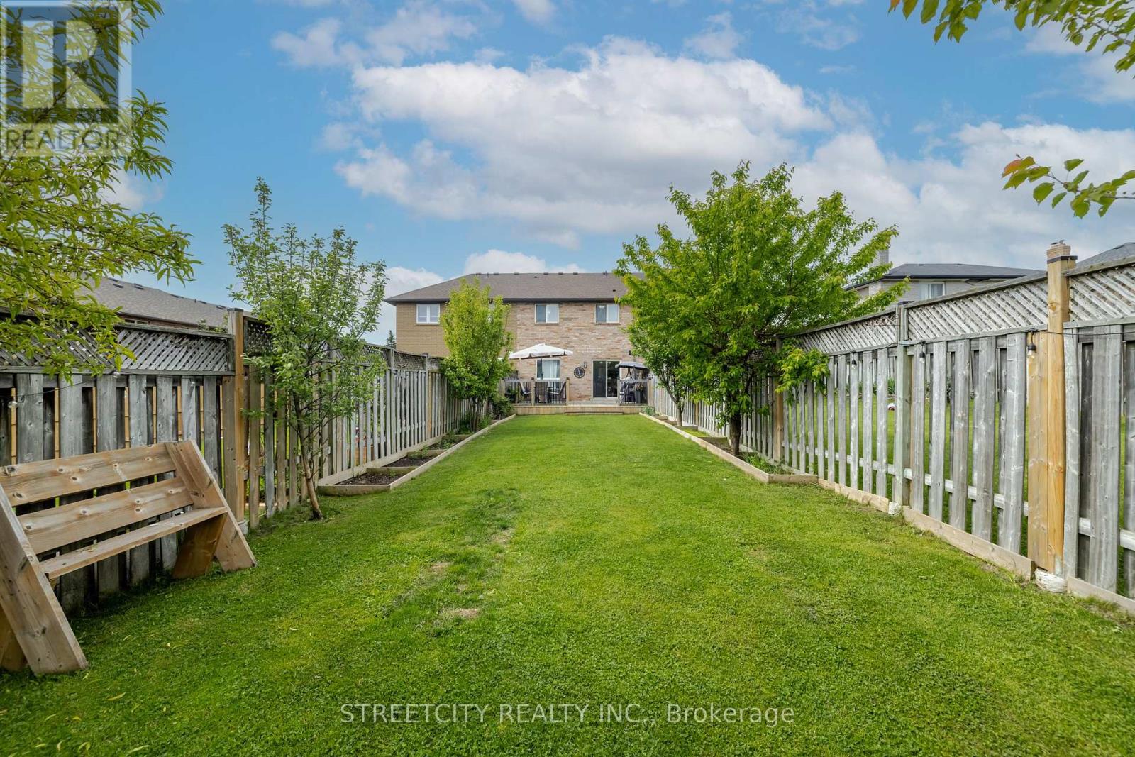 1315 Limeridge Road E, Hamilton, Ontario  L8W 1L5 - Photo 33 - X12183479