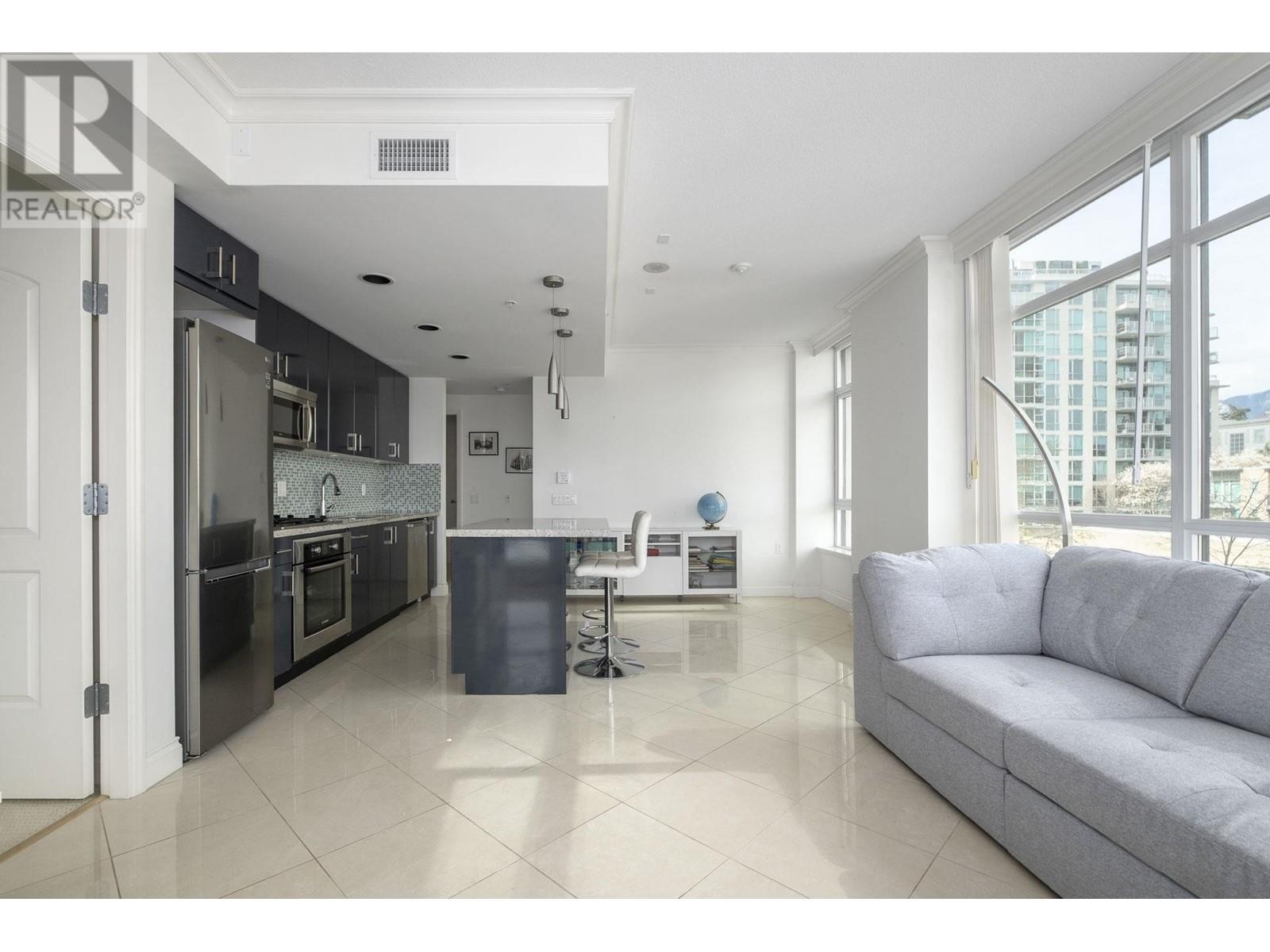 502 172 Victory Ship Way, North Vancouver, British Columbia  V7L 0B5 - Photo 12 - R3004307