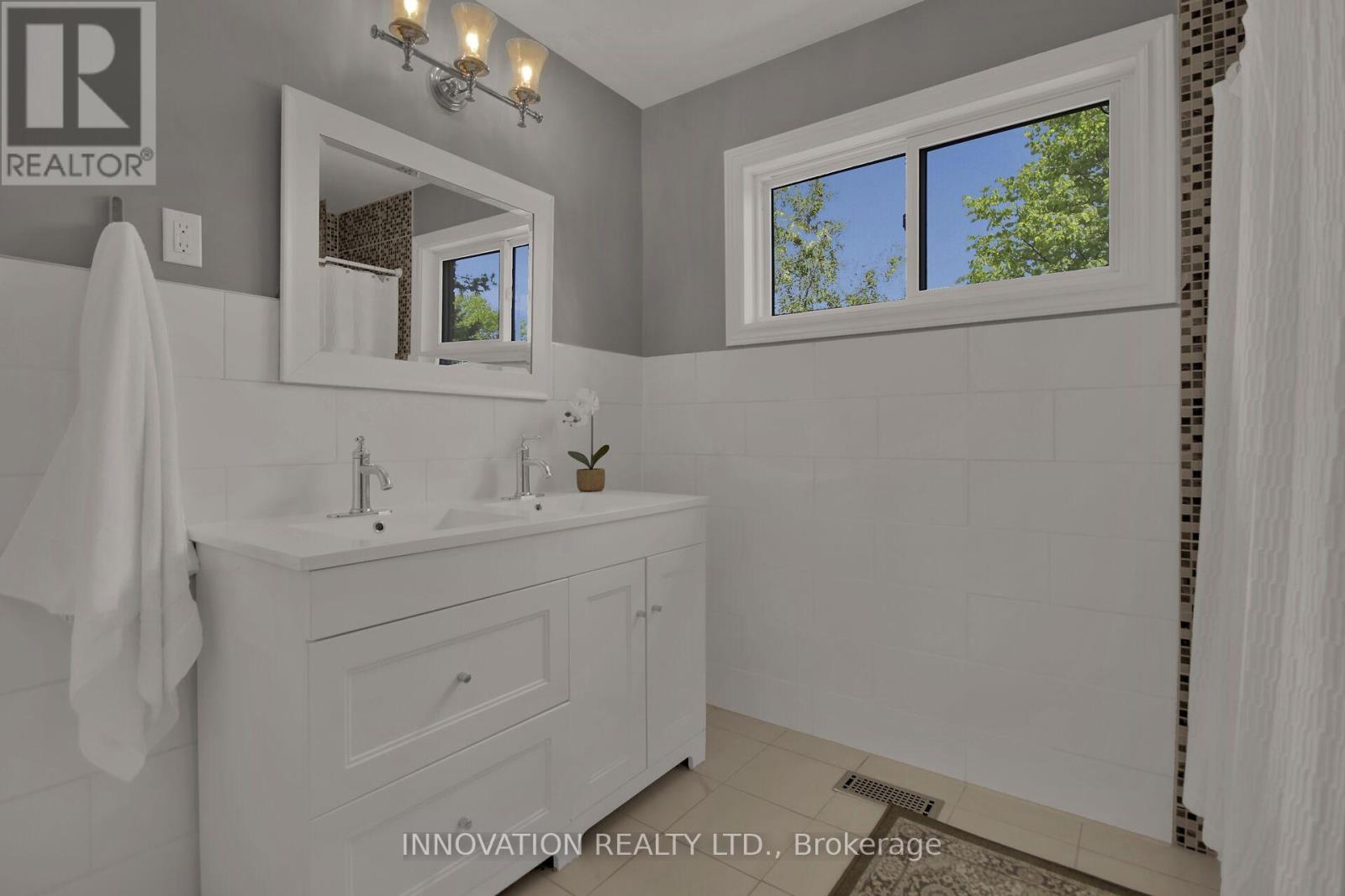 346 Britannia Road, Ottawa, Ontario  K2B 5X8 - Photo 29 - X12183468