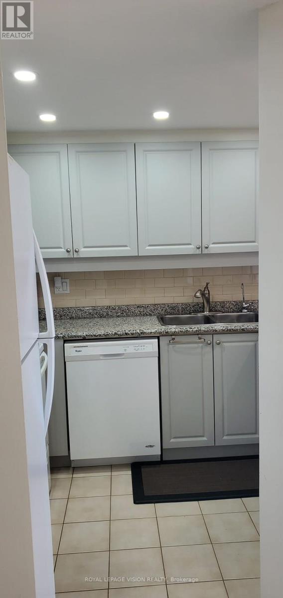 501 - 7 Concorde Place, Toronto, Ontario  M3C 3N4 - Photo 15 - C12183471