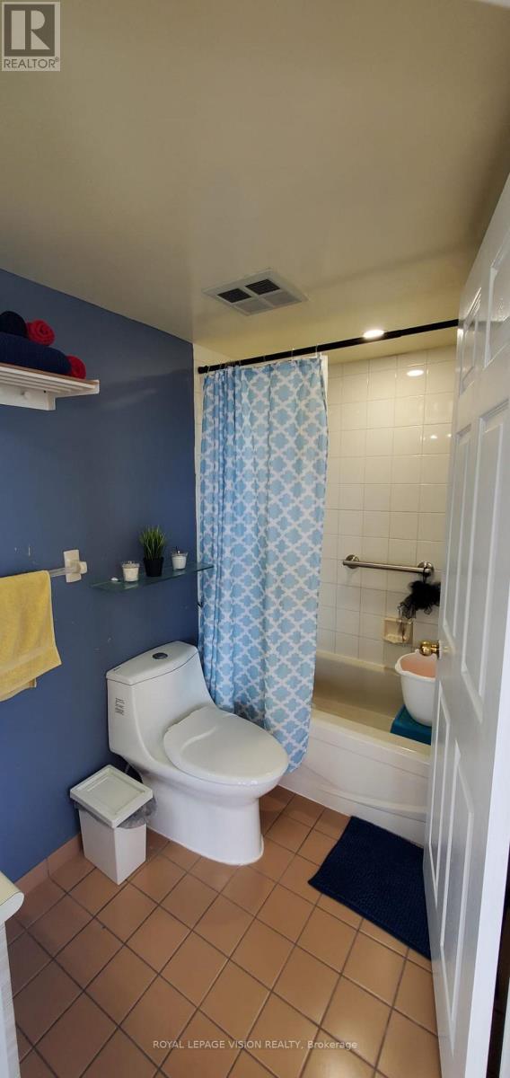 501 - 7 Concorde Place, Toronto, Ontario  M3C 3N4 - Photo 19 - C12183471