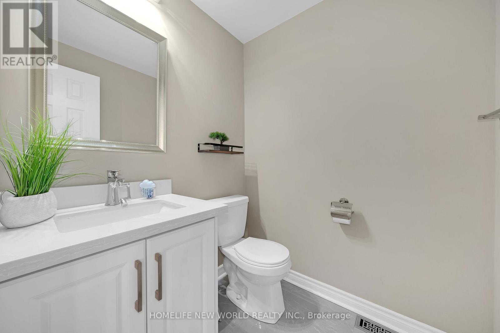 72 Ray Street, Markham, Ontario  L3R 4R5 - Photo 10 - N12183464