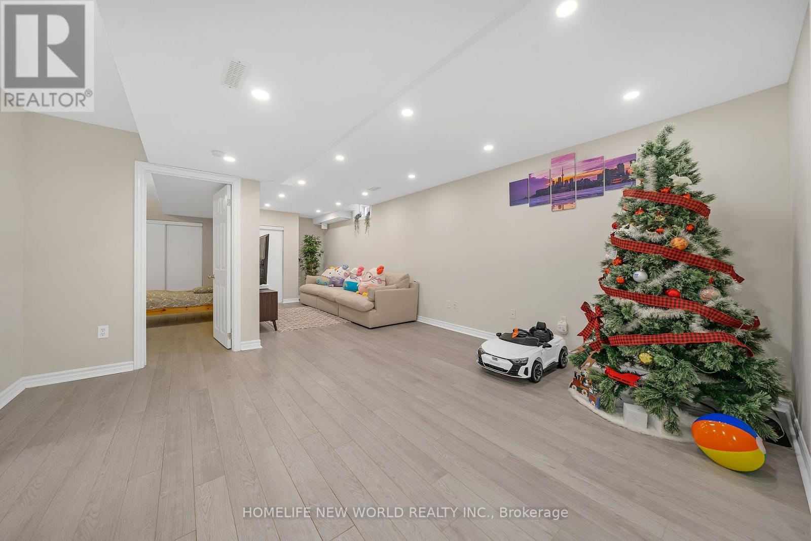 72 Ray Street, Markham, Ontario  L3R 4R5 - Photo 19 - N12183464