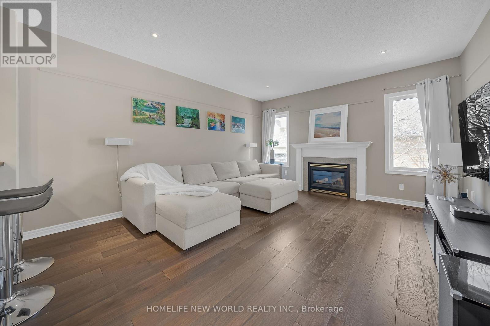 72 Ray Street, Markham, Ontario  L3R 4R5 - Photo 8 - N12183464