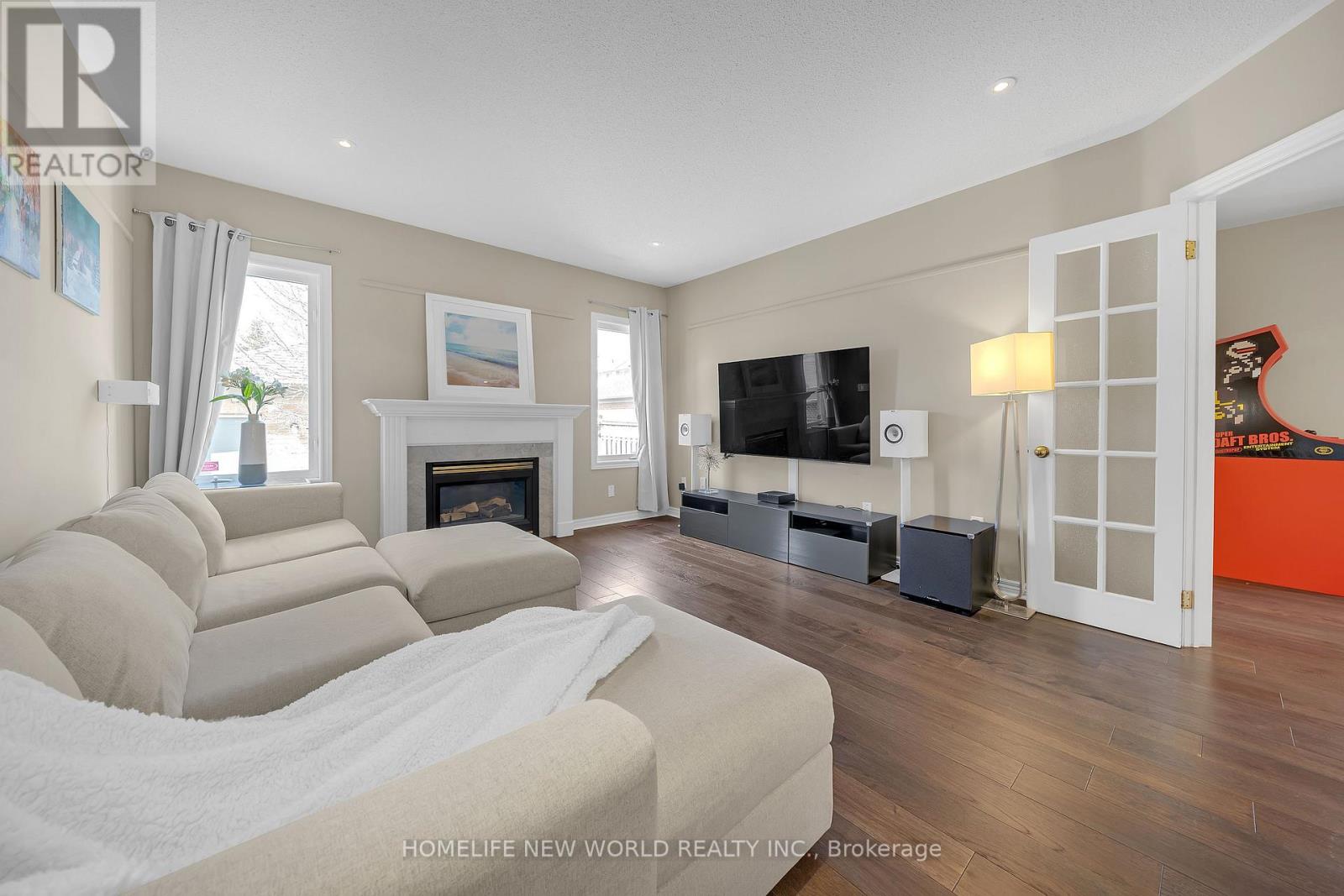 72 Ray Street, Markham, Ontario  L3R 4R5 - Photo 9 - N12183464