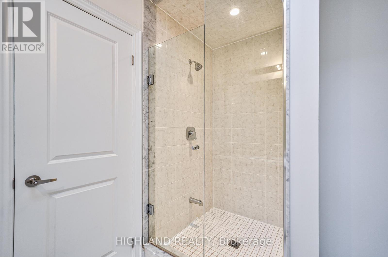 49 Threshing Mill Boulevard, Oakville, Ontario  L6H 0V6 - Photo 20 - W12183477