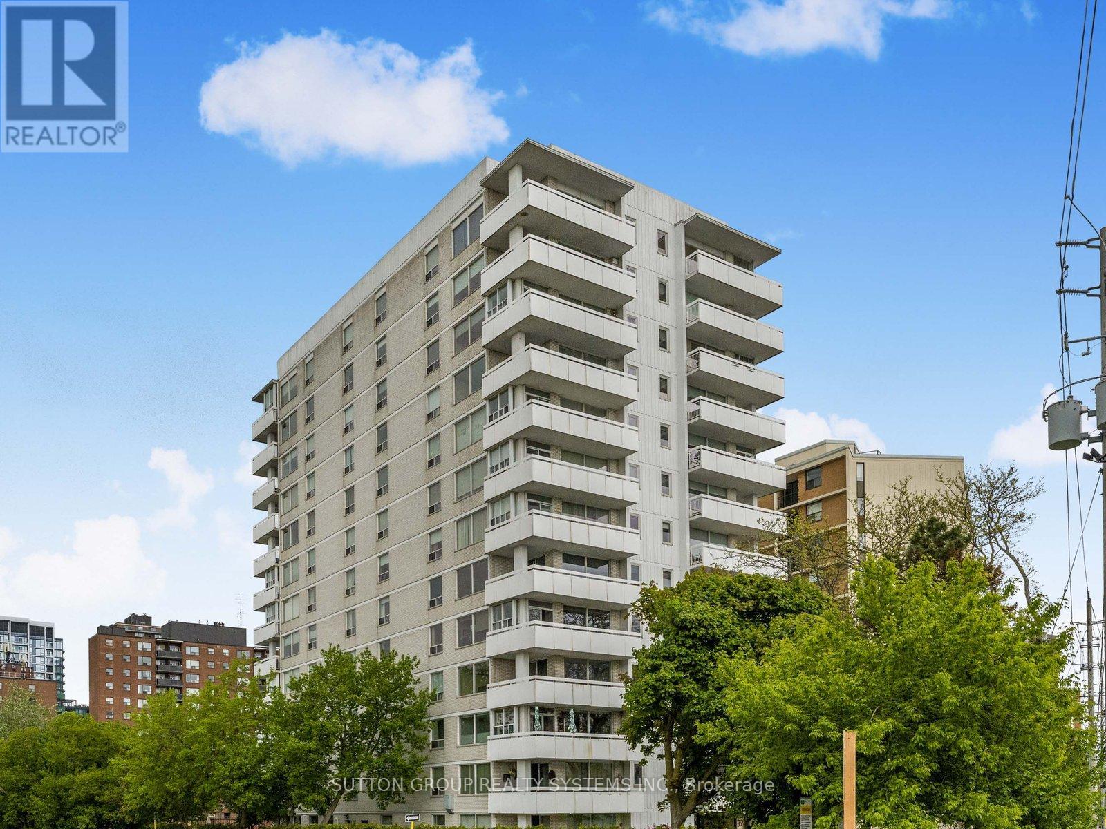 503 - 39 Stavebank Road, Mississauga, Ontario  L5G 4N7 - Photo 1 - W12183480