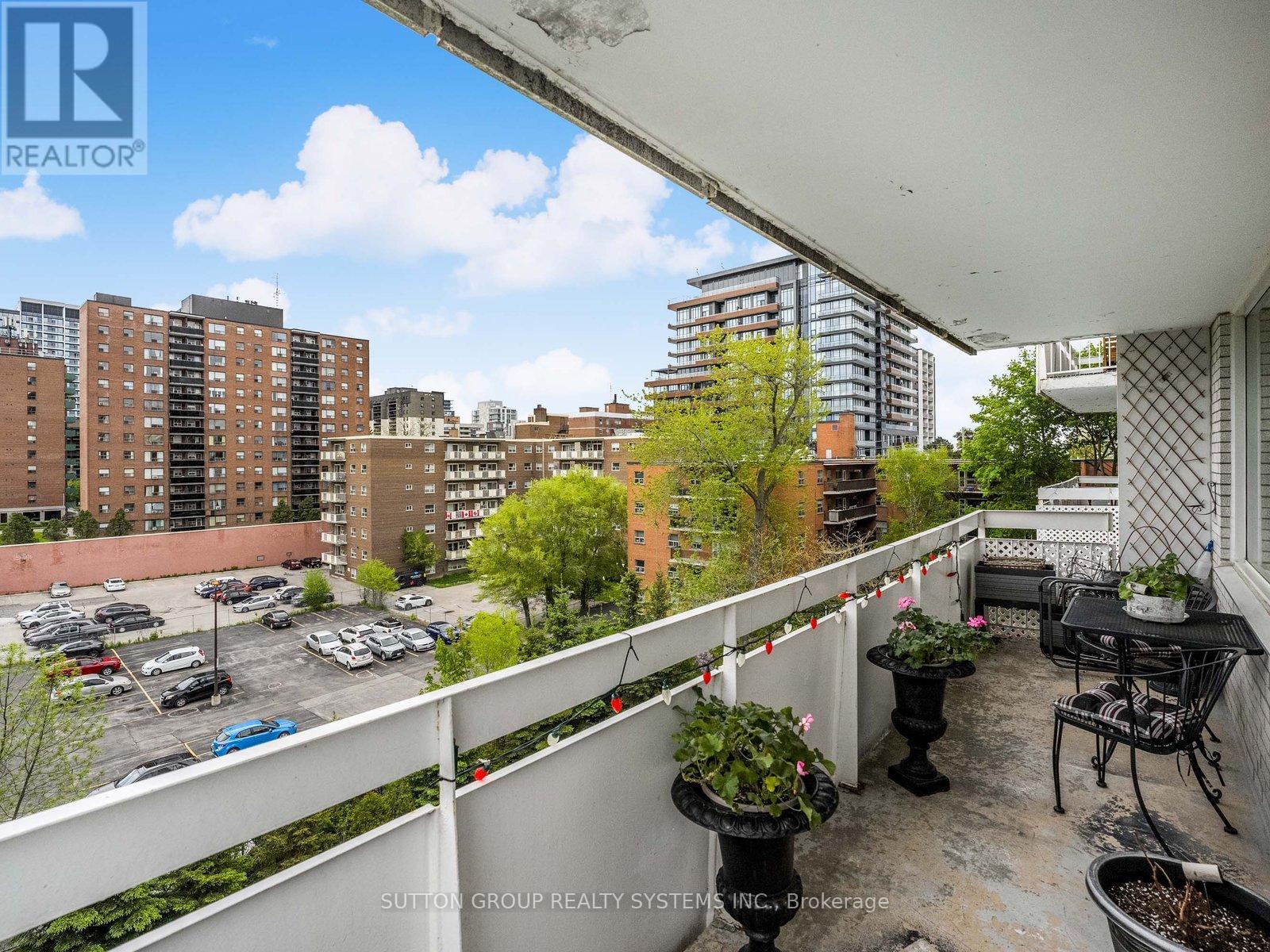 503 - 39 Stavebank Road, Mississauga, Ontario  L5G 4N7 - Photo 23 - W12183480