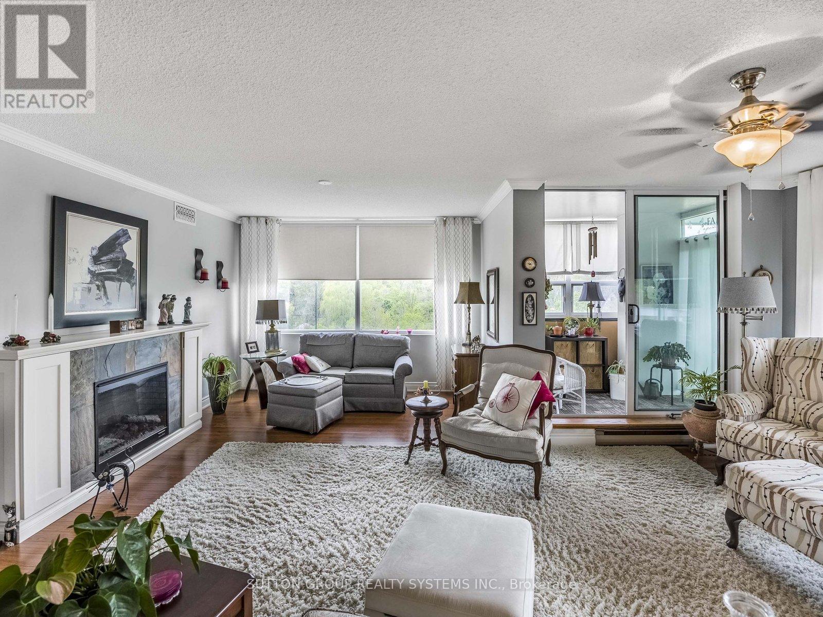 503 - 39 Stavebank Road, Mississauga, Ontario  L5G 4N7 - Photo 6 - W12183480