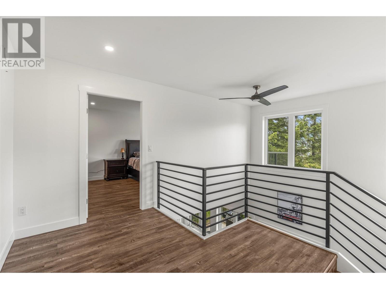 5064 Ridge Road, Eagle Bay, BC V0E1T0