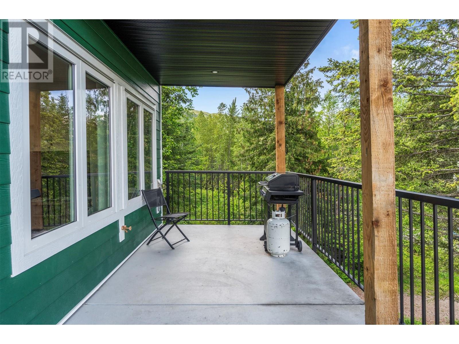 5064 Ridge Road, Eagle Bay, British Columbia  V0E 1T0 - Photo 34 - 10349295