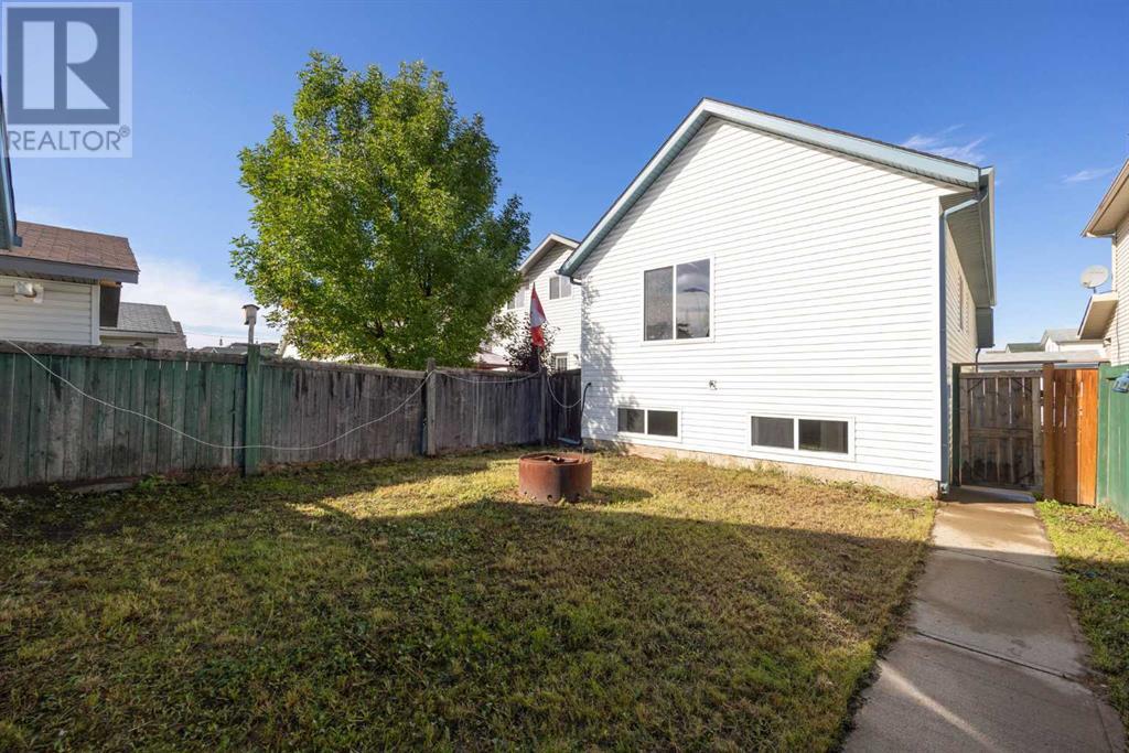 129 Diefenbaker Drive, Fort Mcmurray, Alberta  T9K 2J6 - Photo 21 - A2193163