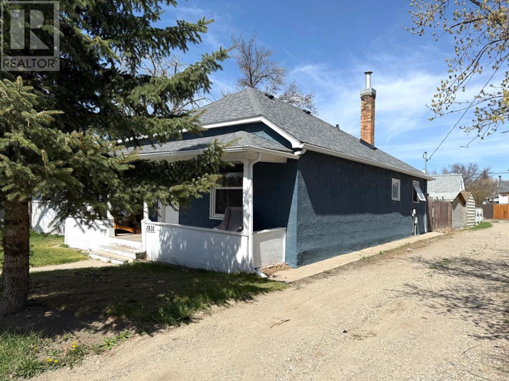Property at 1831 5 Avenue N image 2