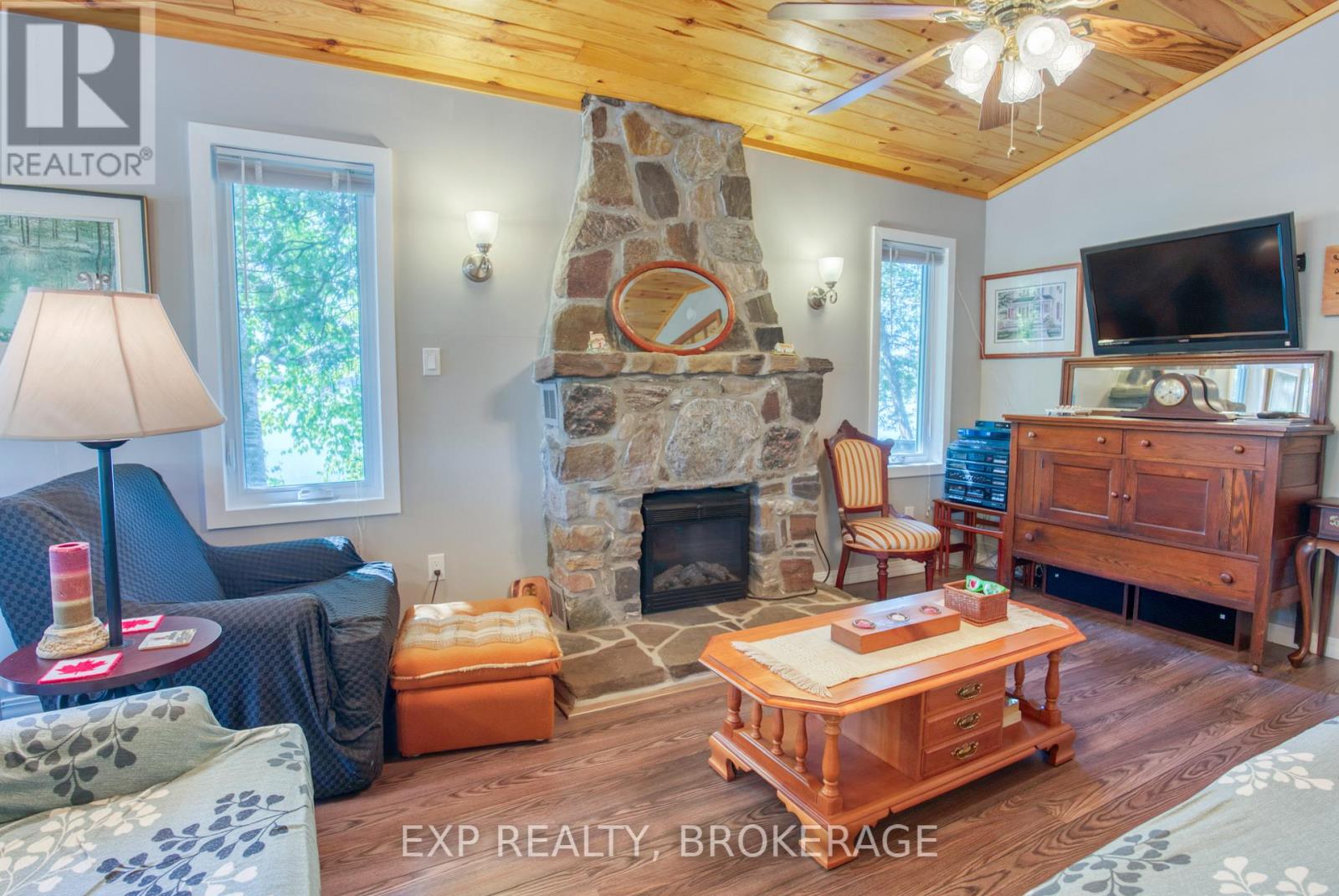 832 Sharbot Lake, Frontenac (Frontenac Centre), Ontario  K0H 2E0 - Photo 20 - X12183521