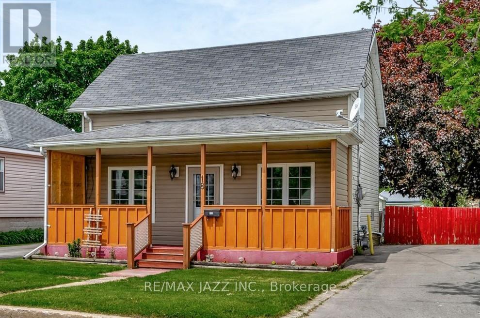 Property at 18 COLLEGE STREET image 1