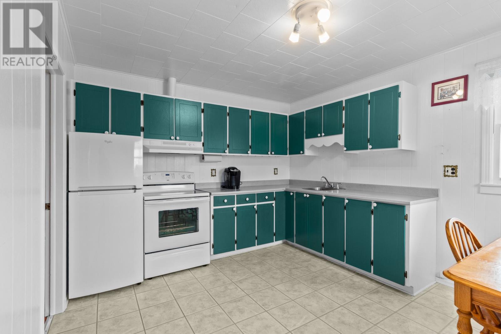 7 Sunvalley Drive, Paradise, Newfoundland & Labrador  A1L 1L1 - Photo 7 - 1285654