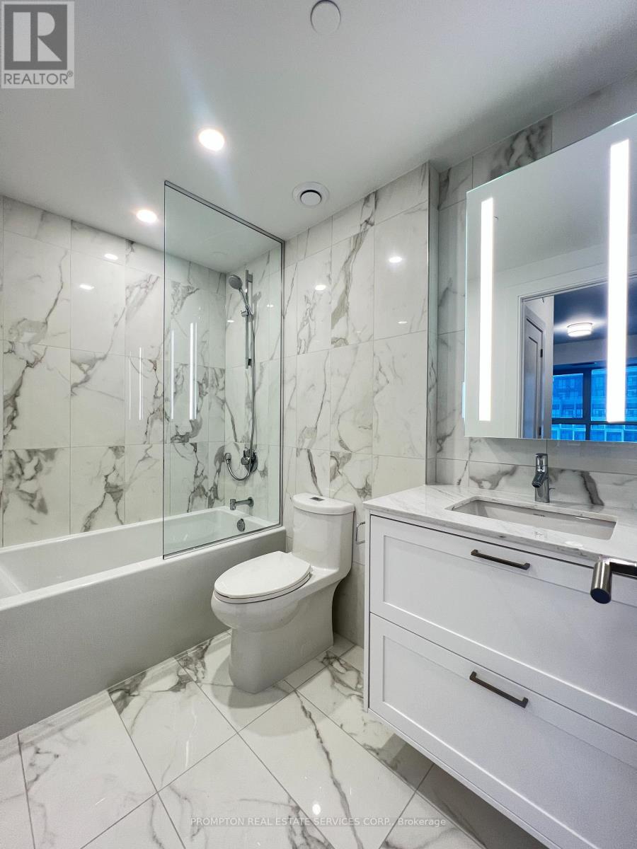 310 - 10 Inn On The Park Drive, Toronto (Banbury-Don Mills), Ontario  M3C 0P9 - Photo 19 - C12182733