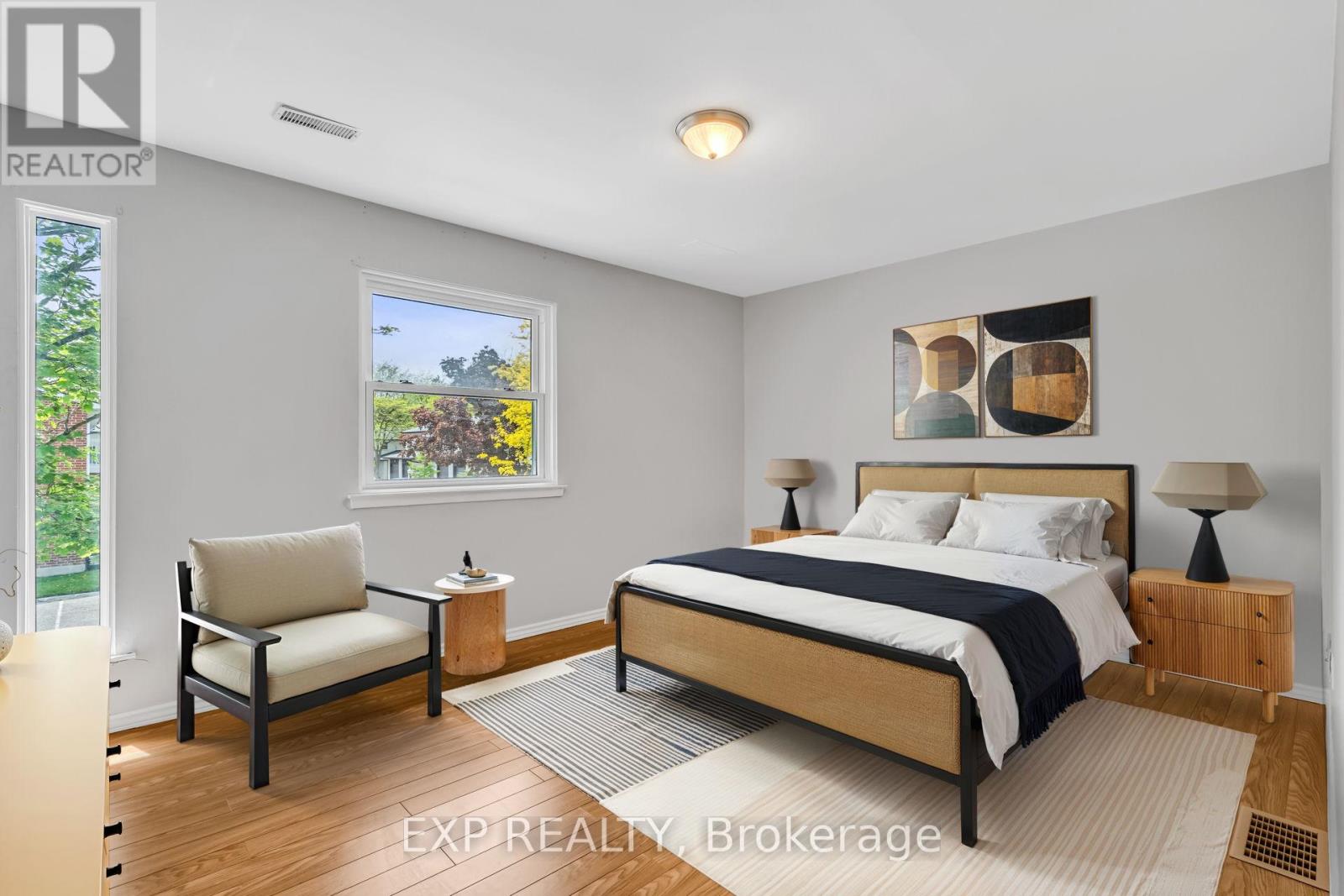 325 - 22 Niles Way, Markham, Ontario  L3T 5B8 - Photo 9 - N12183420