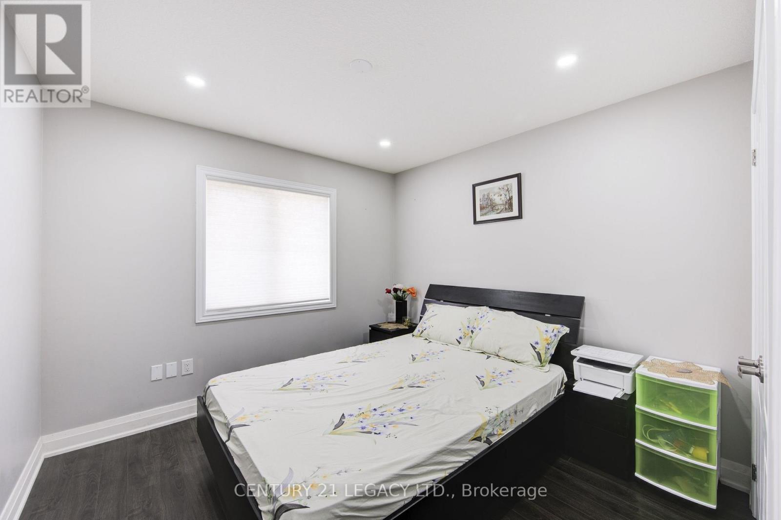 1065 Upper Thames Drive, Woodstock, Ontario  N4T 0H2 - Photo 17 - X12181092